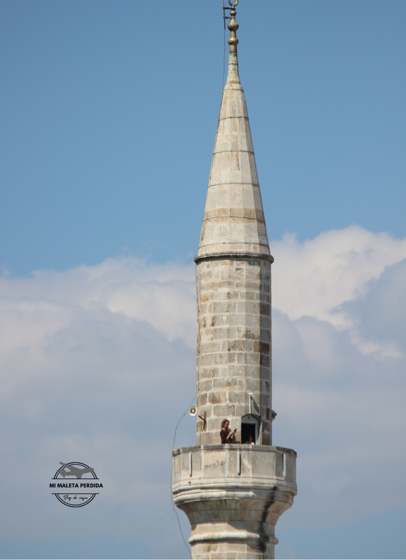 Minarete de la Mezquita Koski Mehmed Pasha.