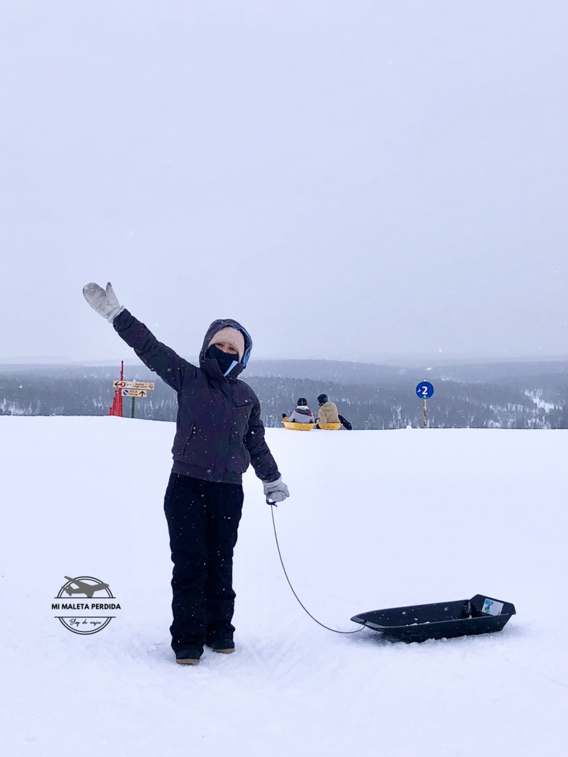 En la pista de trineos, monte Kaunispää.