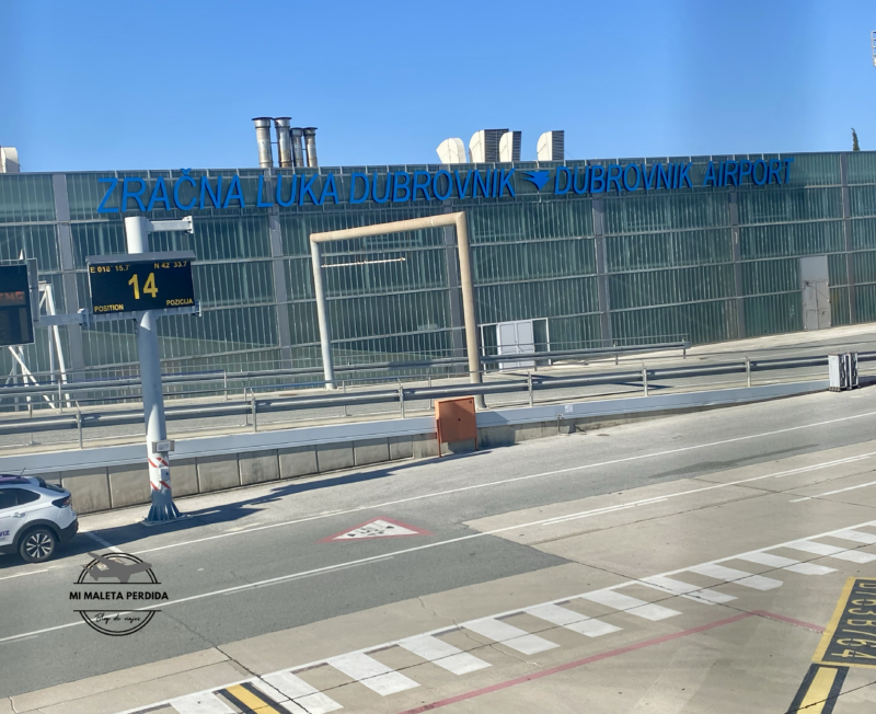 Llegada en Avión al aeropuerto de Dubrovnik en Cilipi.