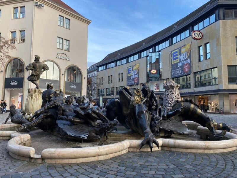 Ehekarussell, fuente del matrimonio, Núremberg.