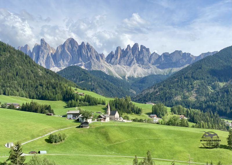 Chiesa di Santa Maddalena, Dolomitas.