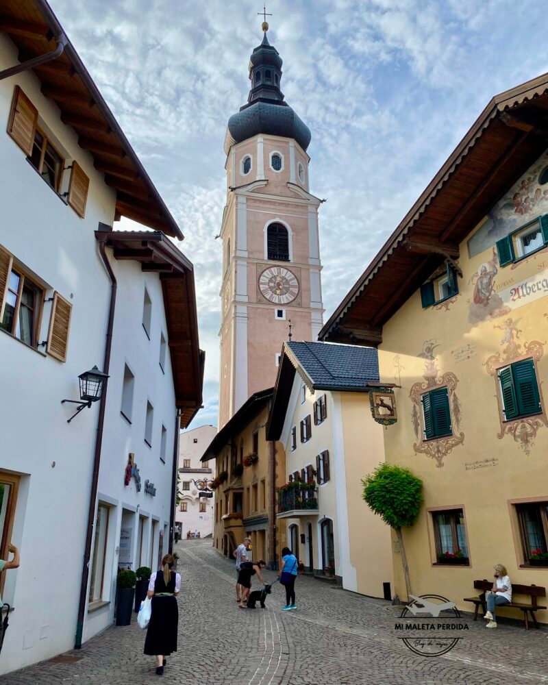 Centro de Castelrotto. Dolomitas.