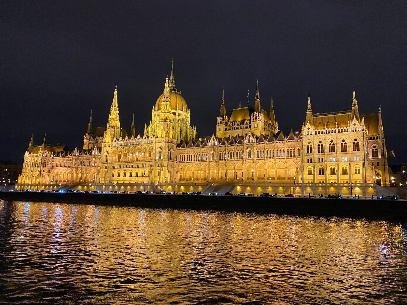 Mercados de Navidad en Budapest 2026: Fechas y consejos (+mapa)