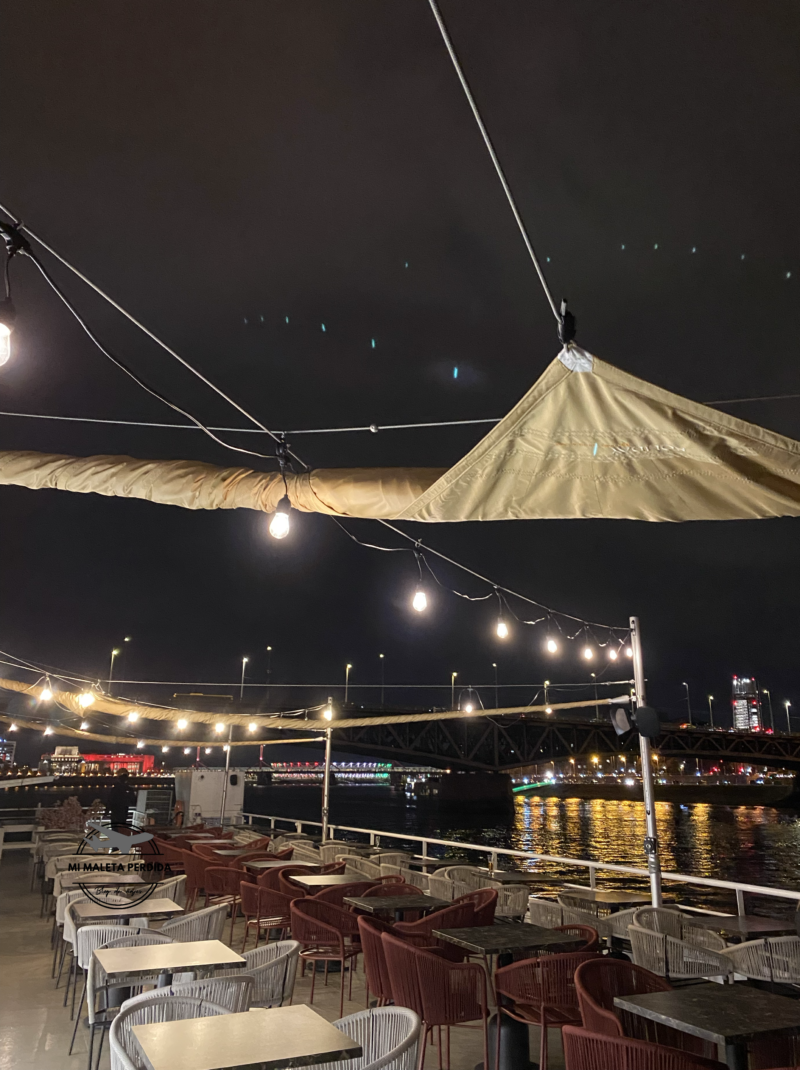Terraza del crucero por el Danubio.