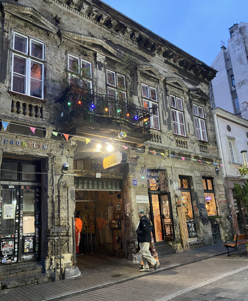 Fachada Szimpla Kert, Budapest.